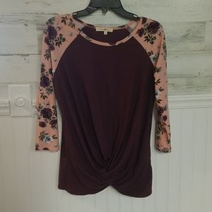 3/4 sleeve top